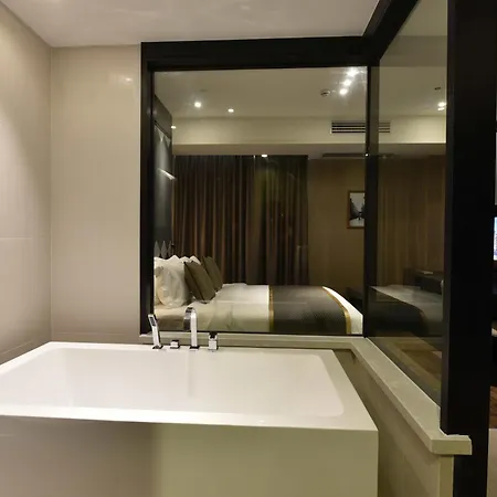 Shanghai-Deco Hotel-Free Shuttle Bus To Pudong Airport And Disneyland Exterior photo