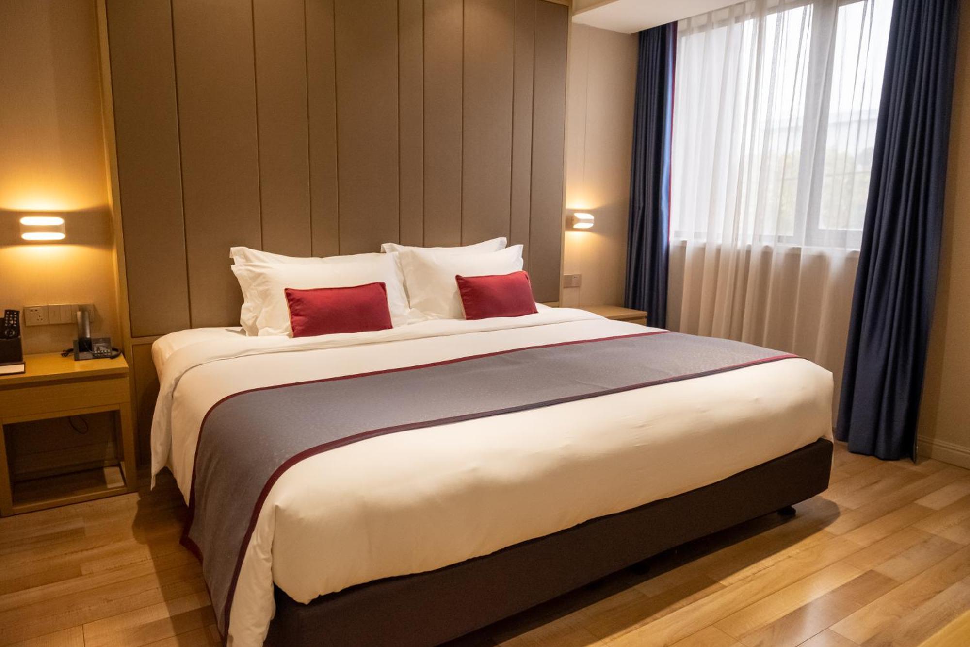 Shanghai-deco Hotel-free Shuttle Bus To Pudong Airport And Disneyland 酒店 4*