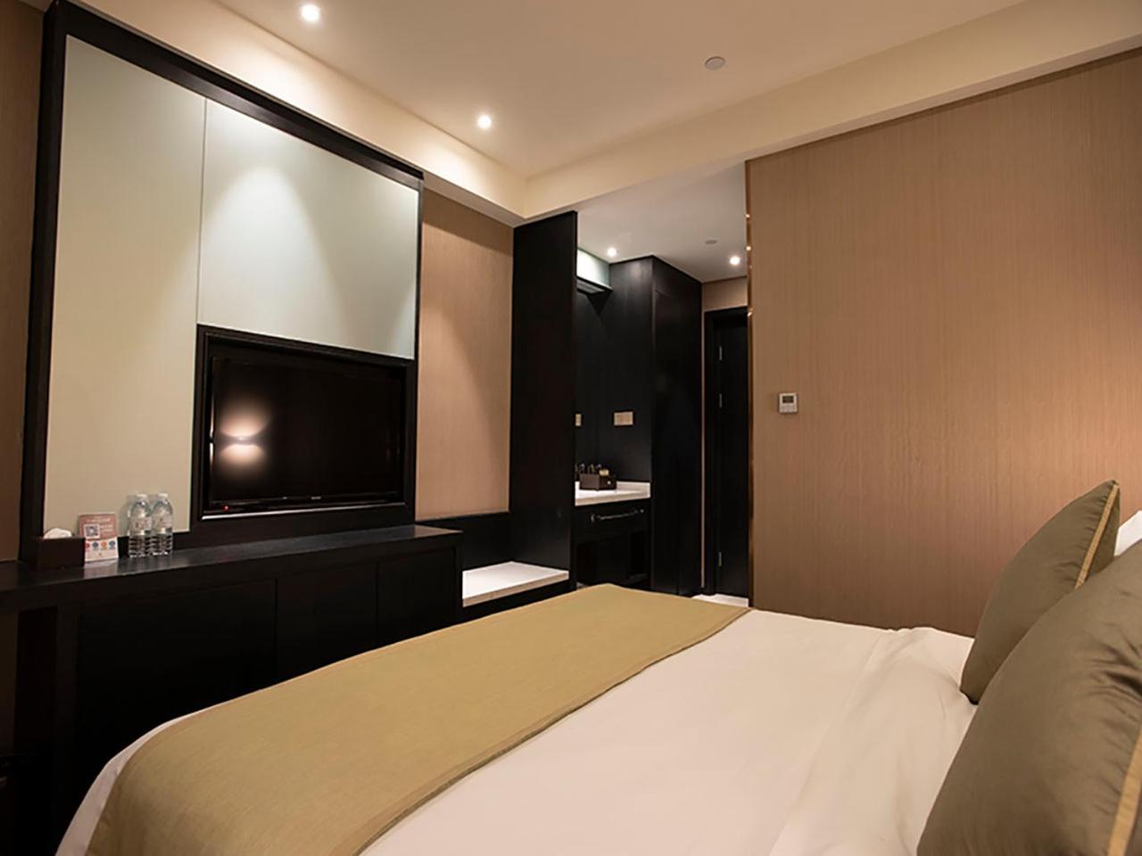 Shanghai-deco Hotel-free Shuttle Bus To Pudong Airport And Disneyland 上海
