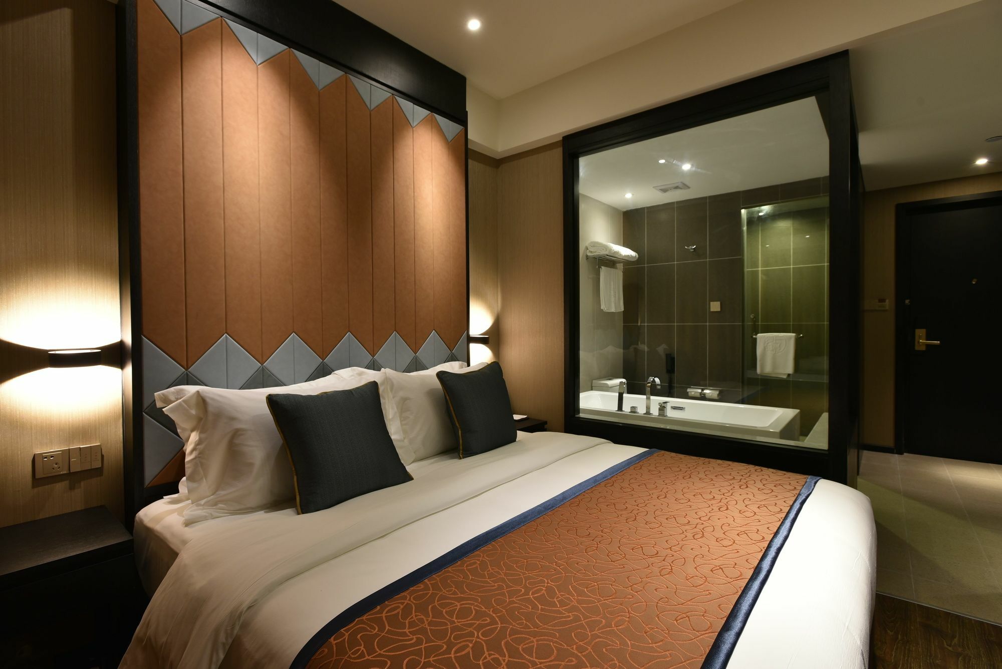 Shanghai-deco Hotel-free Shuttle Bus To Pudong Airport And Disneyland 酒店